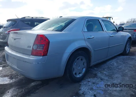 2009 Chrysler 300 Touring from USA, damaged, VIN 2C3KA53V69H634369